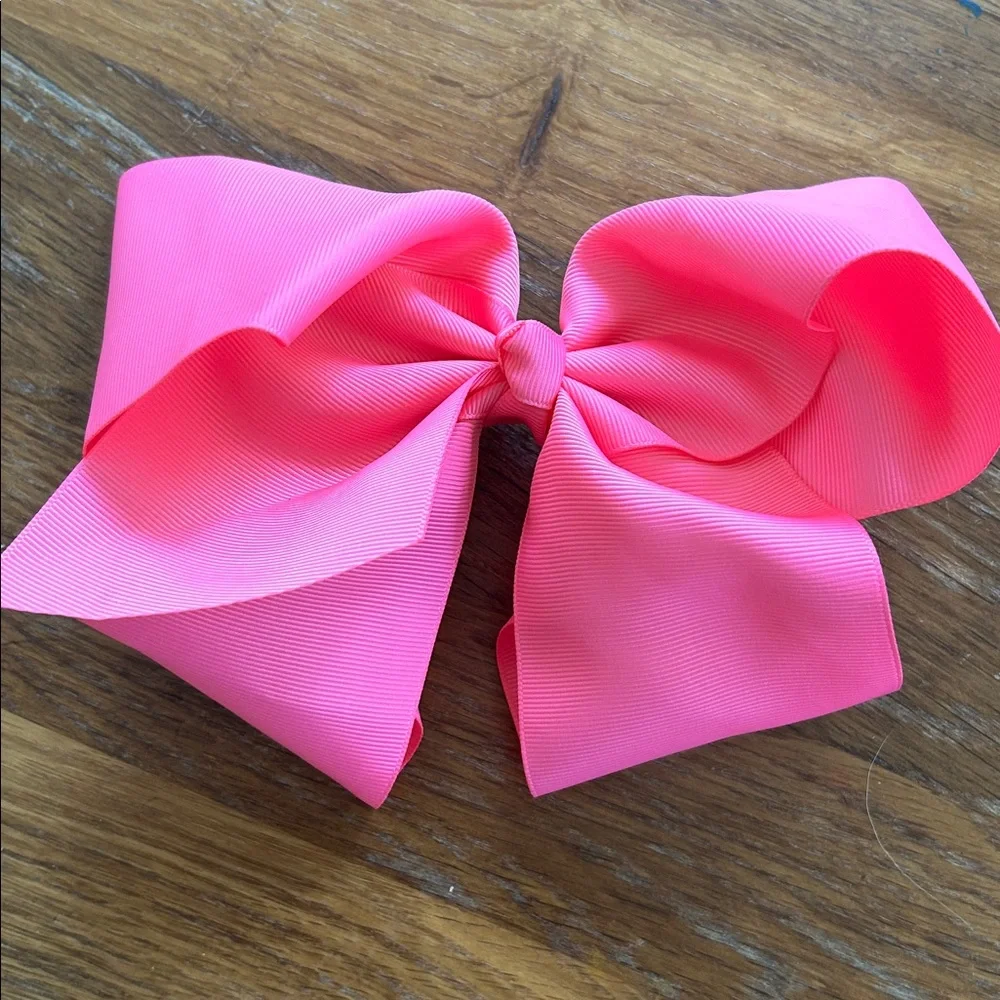 Two jumbo Bright Pink Hair Bows - Picture 3 of 6